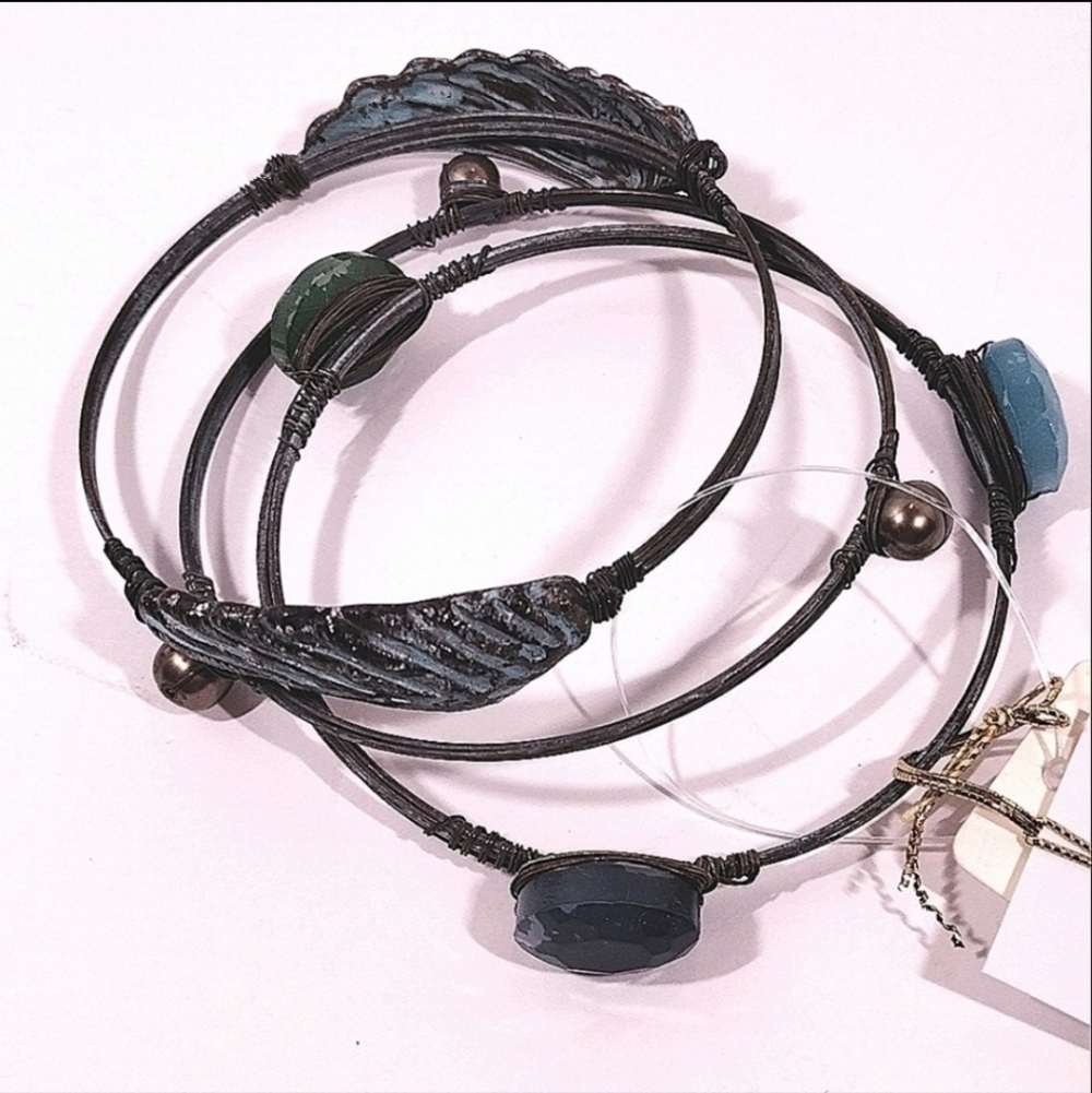 Angel Wing & Stone 3 Piece Pantene Bangle Set NWT